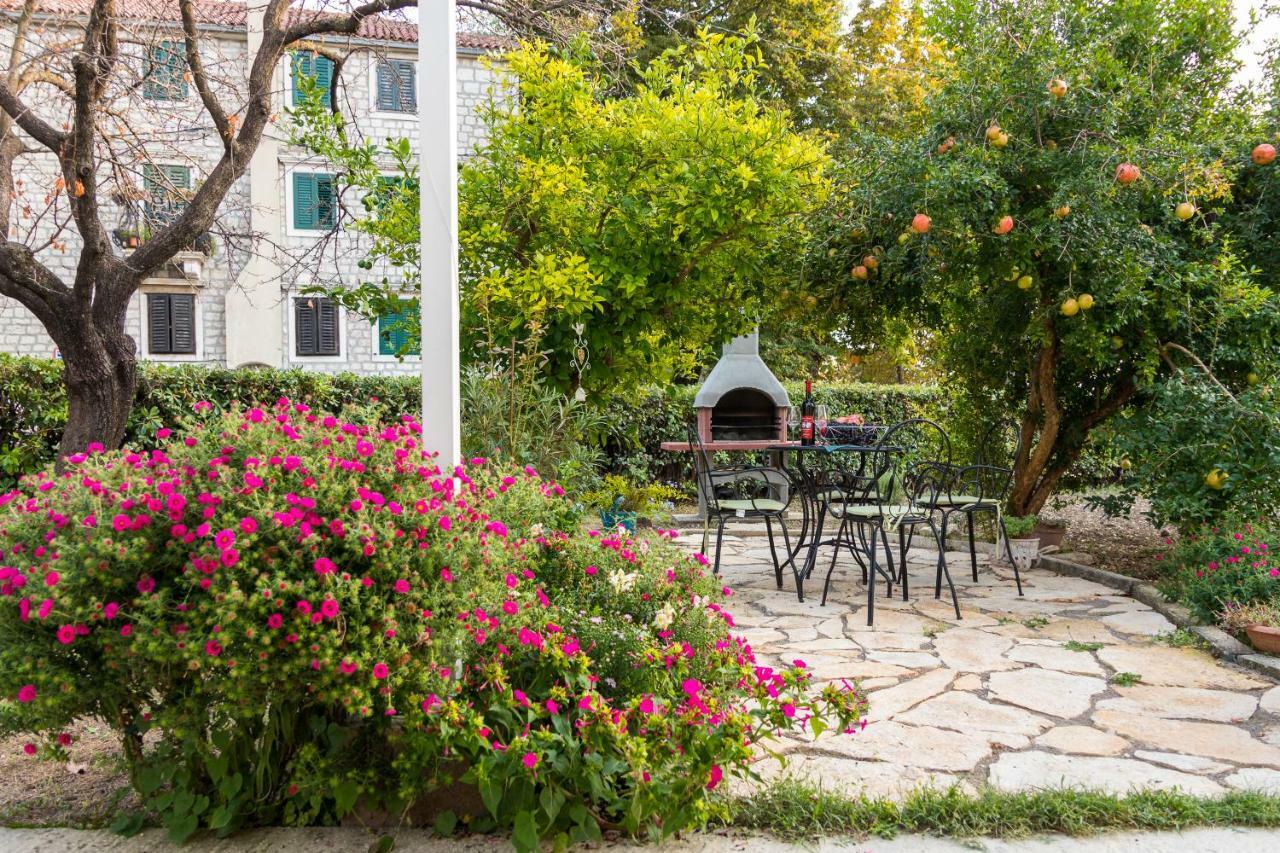 Apartment Jurasin Kaštela Exterior foto